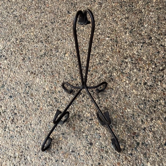 Rustic Brown Iron Picture Stand - Picture 3 of 4